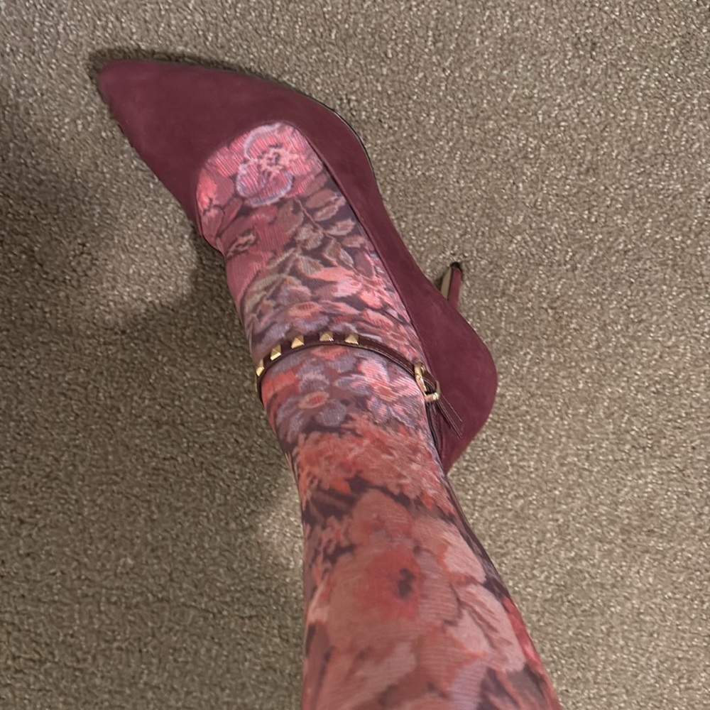 Tights-designer style, NWOT floral print burgundy sz M/L